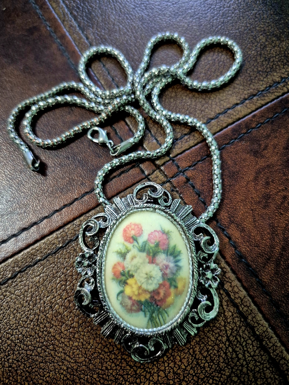 Vintage Floral Porcelain Pendant Necklace - Silver Tone Costume Jewelry